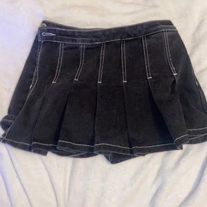 Brandy Melville Maliyah Black Skort